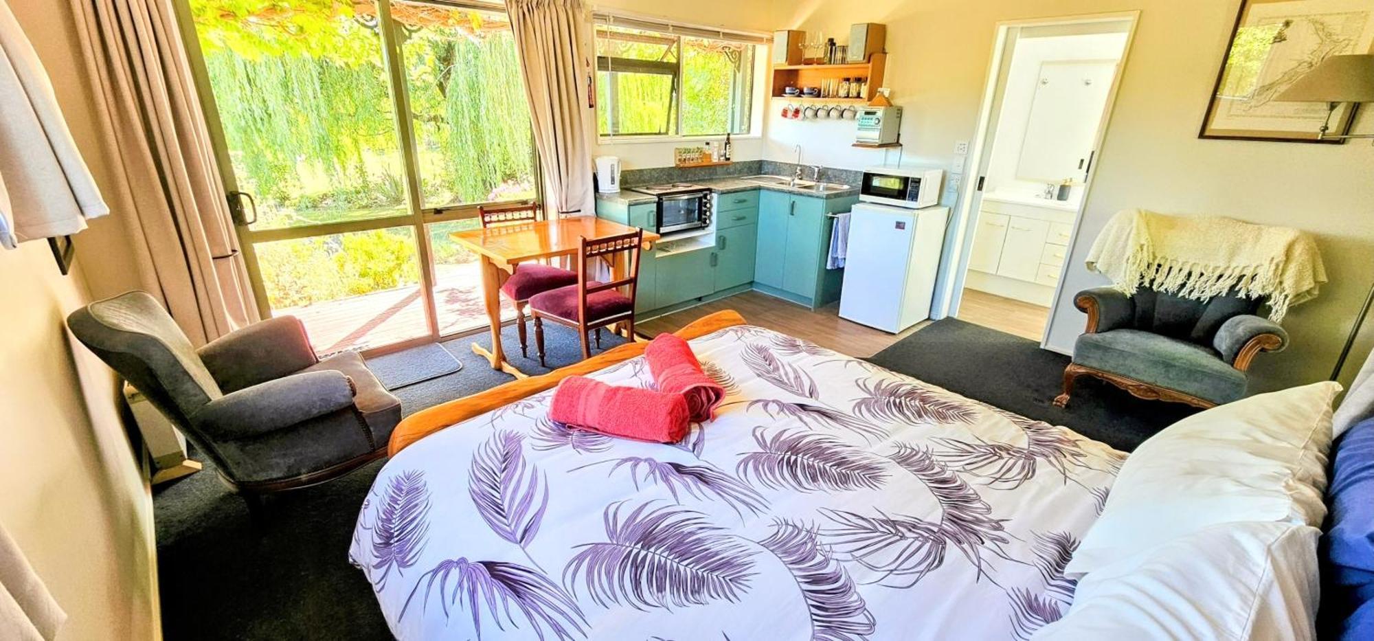 Waterwheel Cottage Upper Moutere Exterior photo
