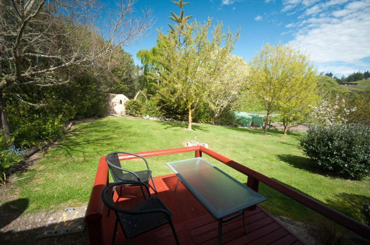 Waterwheel Cottage Upper Moutere Exterior photo